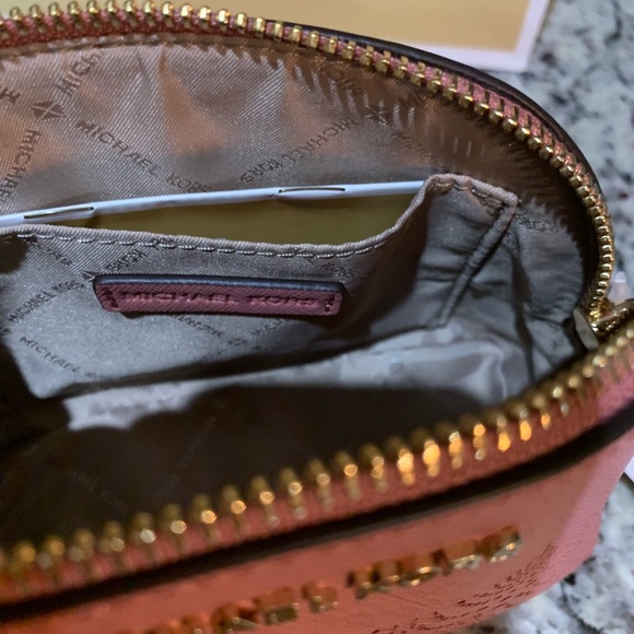 NWT Authentic Michael Kors Jet Set Makeup Bag - Picture 6 of 7